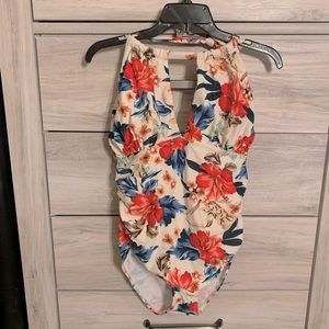 Women’s one piece bathing suit